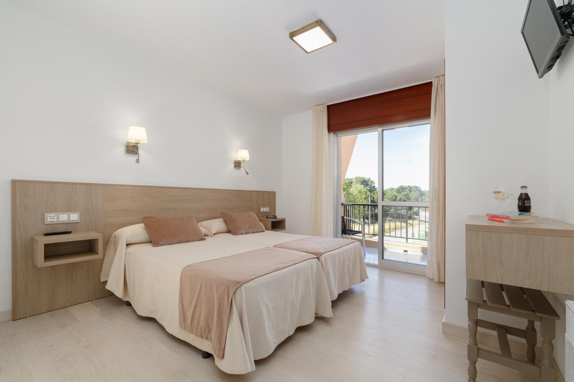 Hotel Gaivota Montalvo Exterior photo