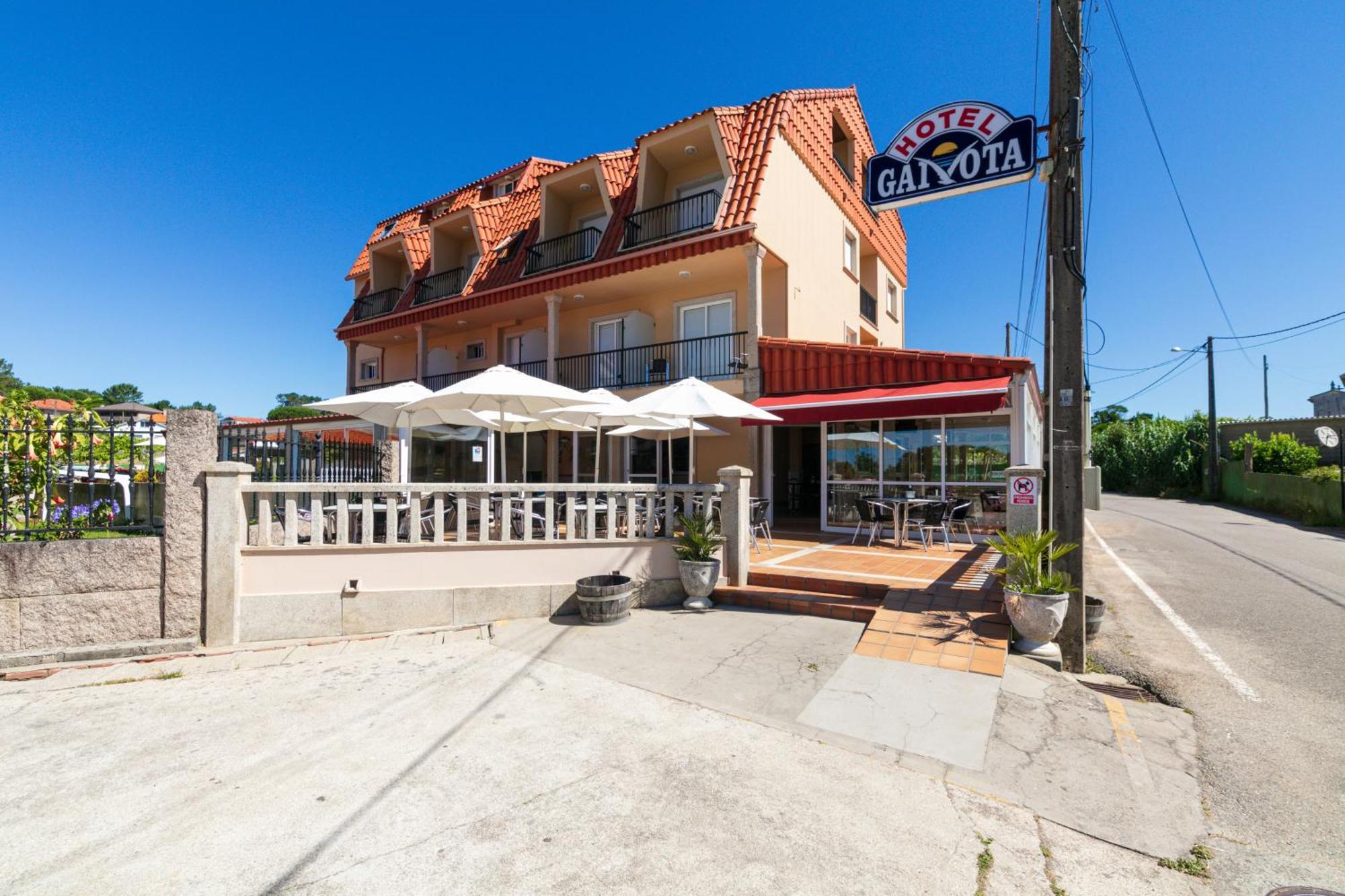 Hotel Gaivota Montalvo Exterior photo